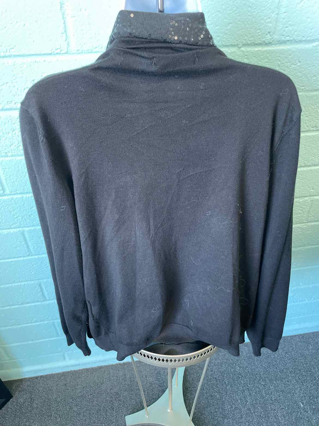 DKNY Size M/L Black Duster