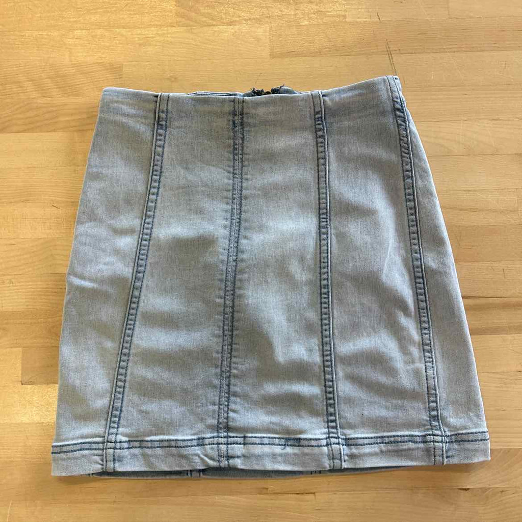 Free People Size 2 Blue Denim Preloved Skirt