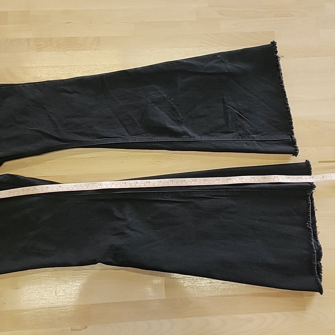 TINSELTOWN Size 5 Black New Jeans