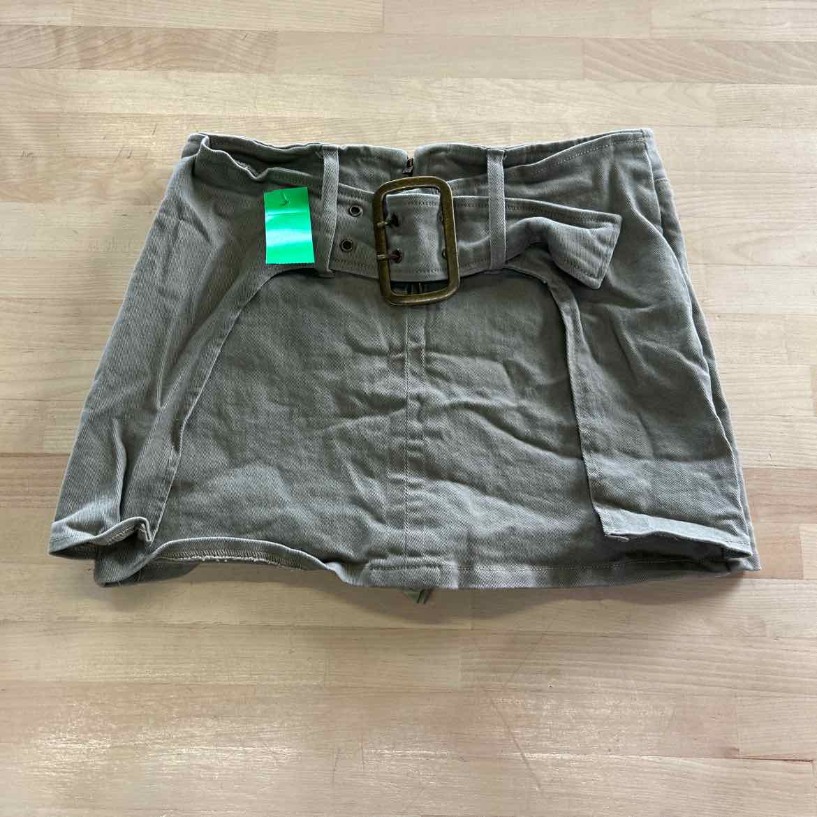 French Kiss Size M Green Denim Preloved Skirt