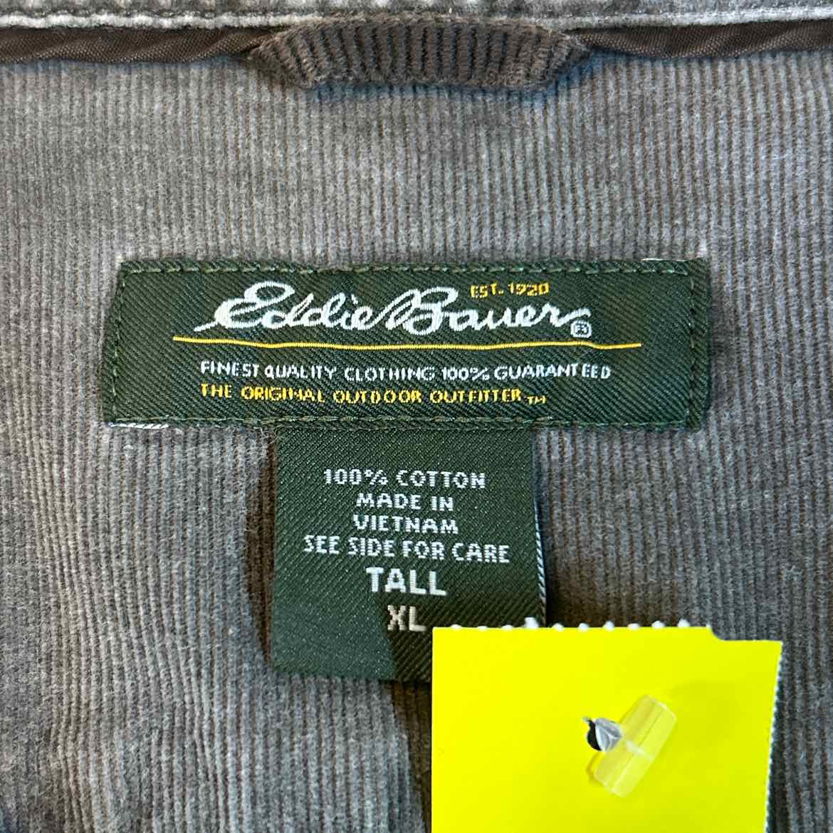 Eddie Bauer Size XL Brown Cotton Corduroy Preloved Button Down LS