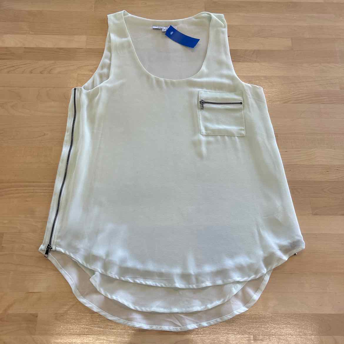 Naked Zebra Size M Green Tank