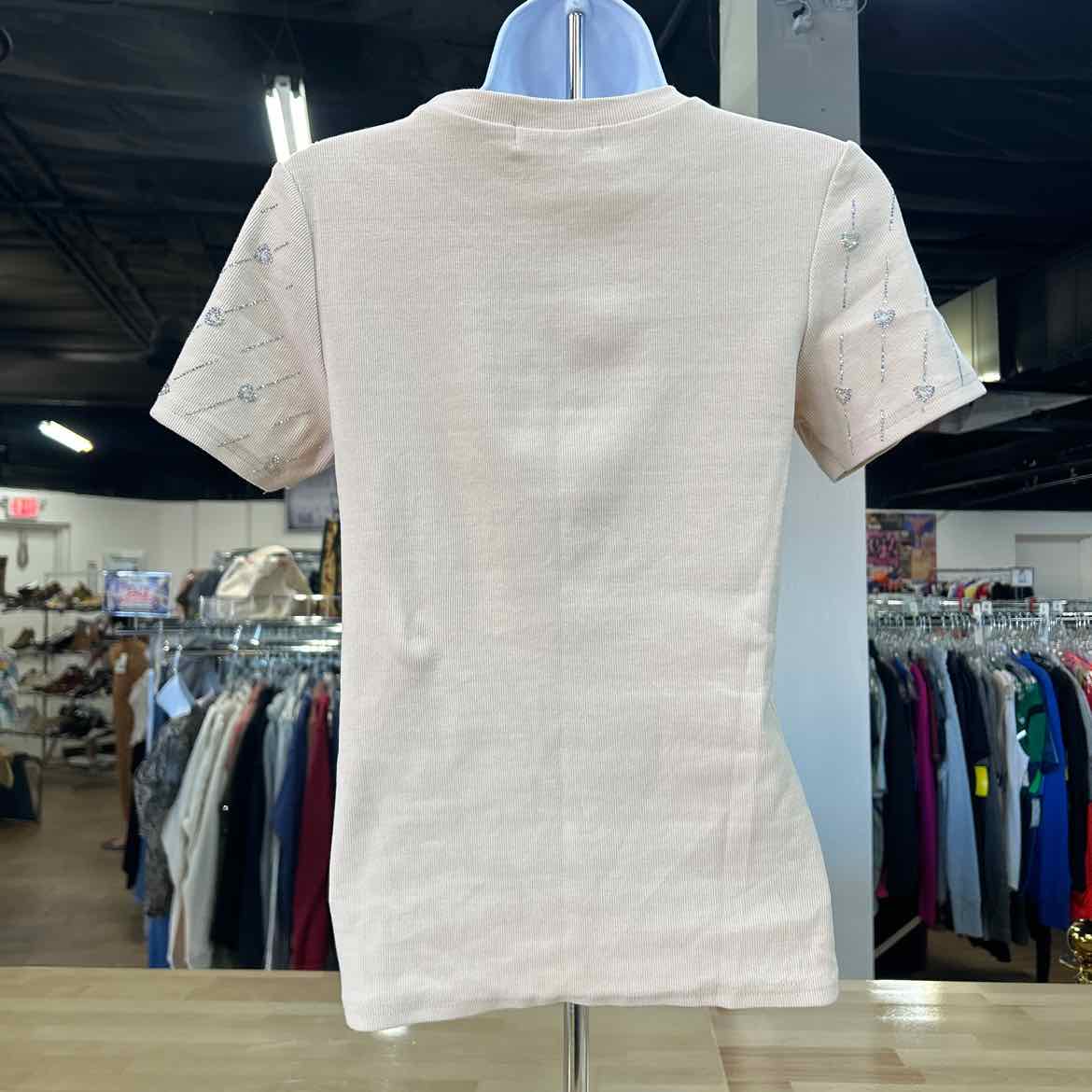Muy Muy Size L Tan Preloved T-Shirt SS