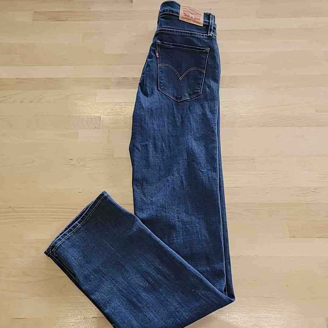 Levi's Size 26 Blue New Jeans