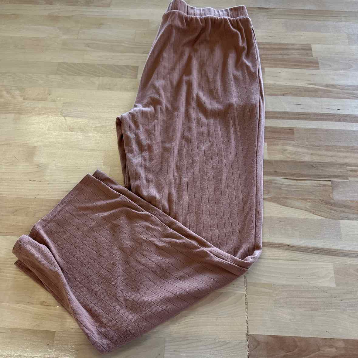 Bliss Size XL Tan 2 pc sets