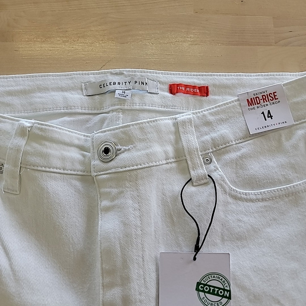 Celebrity pink Size 14 White Capris