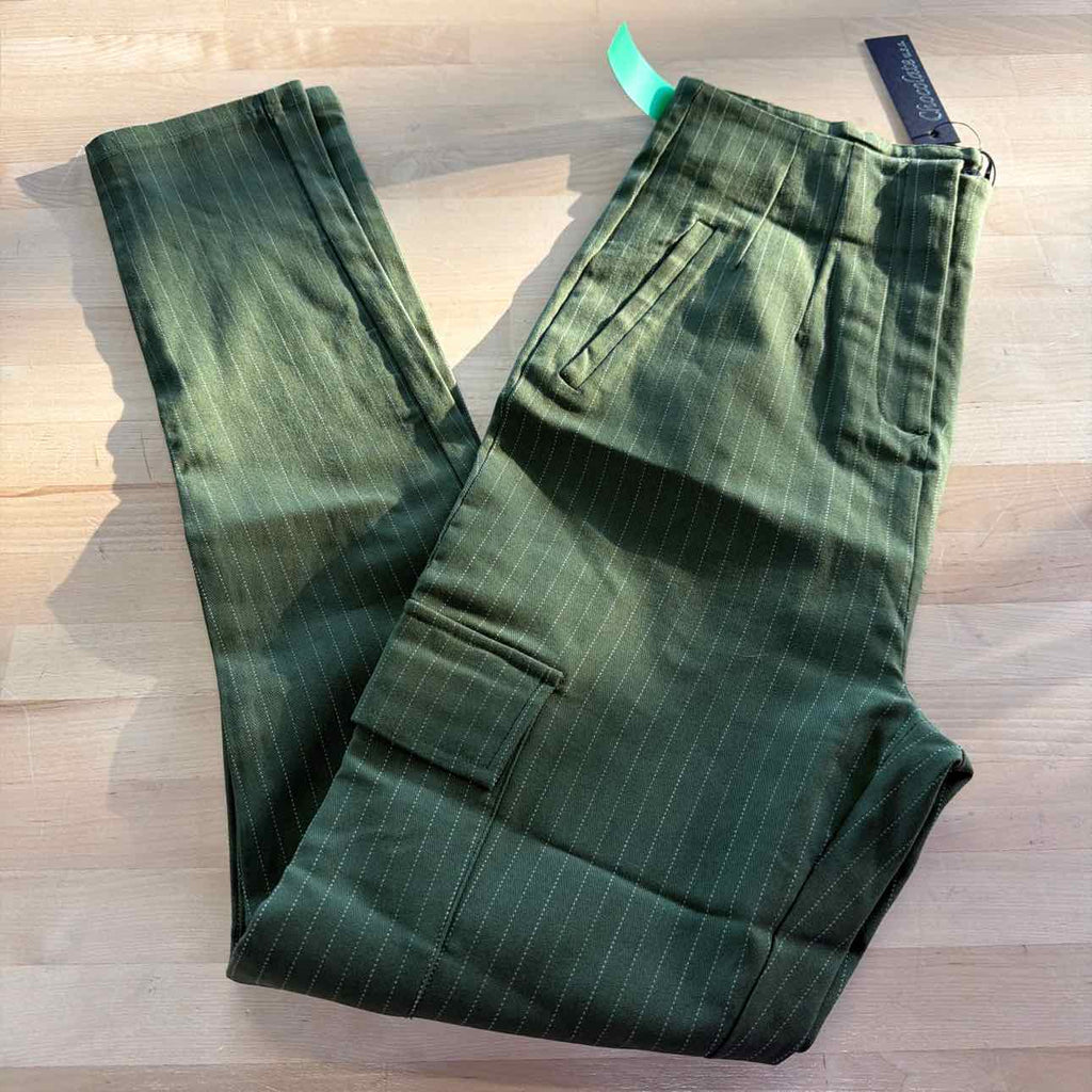 Chocolate Size M Green New Pants