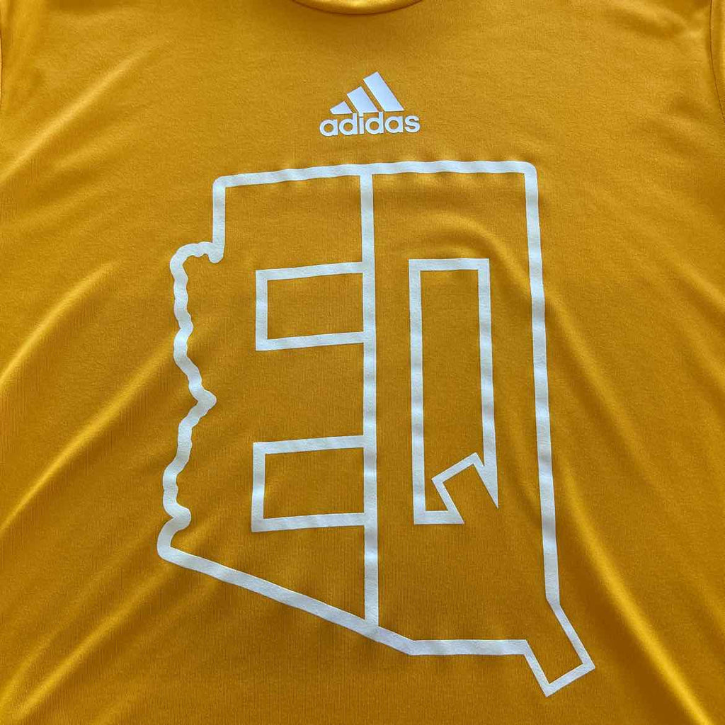 Adidas Size M Yellow Preloved MENS Short Sleeve Shirt