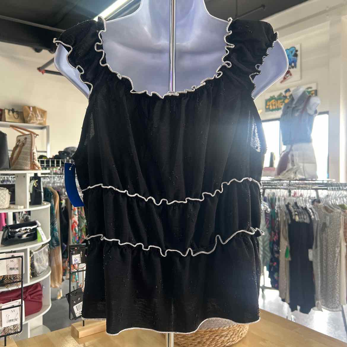 Kirious Size XL Black Preloved Sleeveless