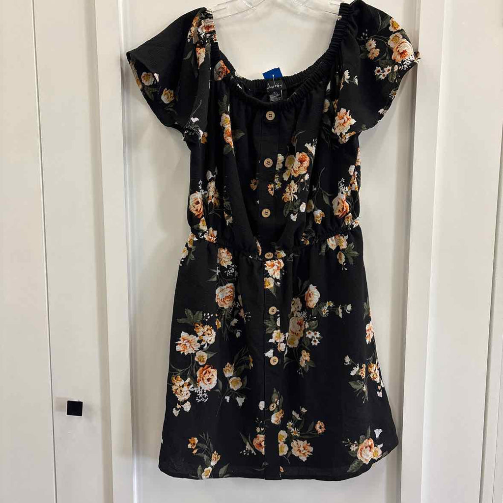 Justify Size M Black Dress
