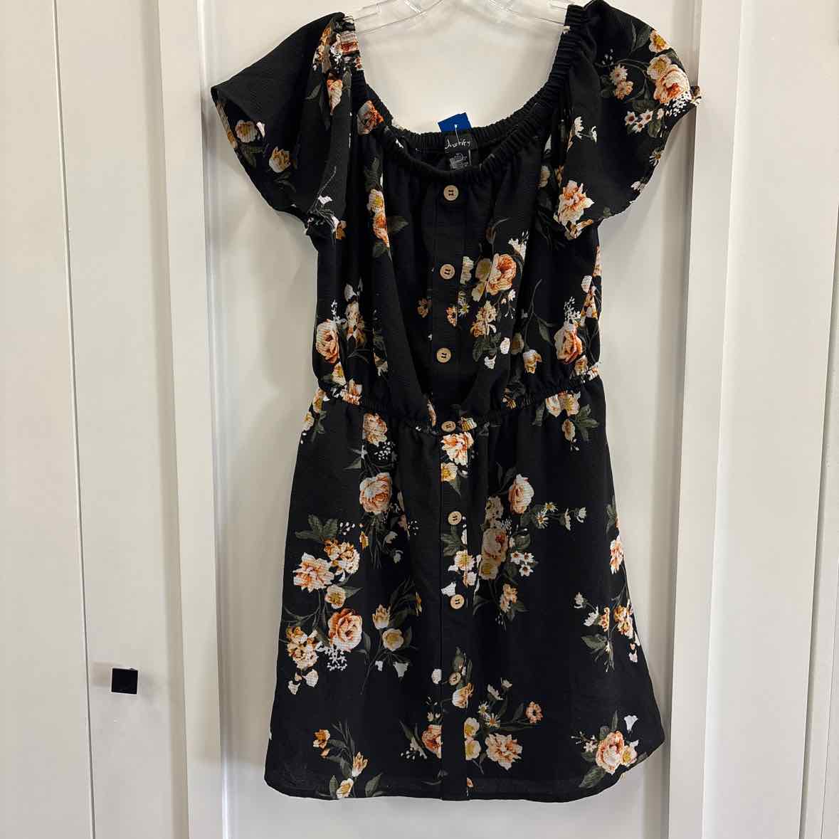 Justify Size M Black Dress