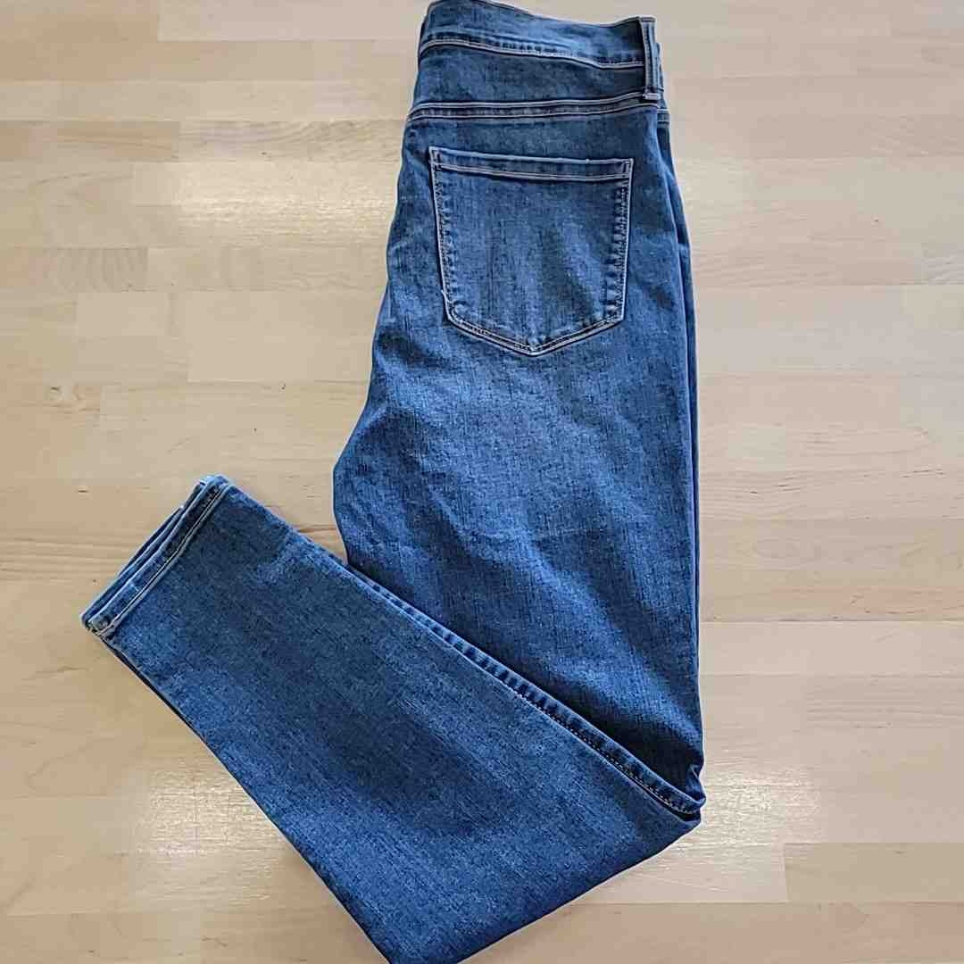 Celebrity pink Size 15 Blue New Jeans