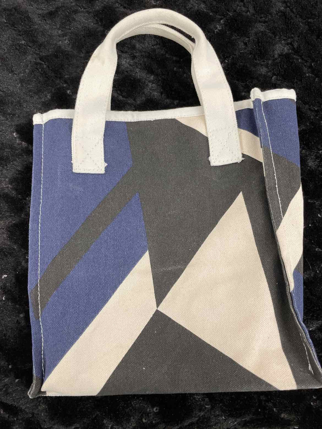 Radley London Radley London Abstract Geo Small Evenfall No Size