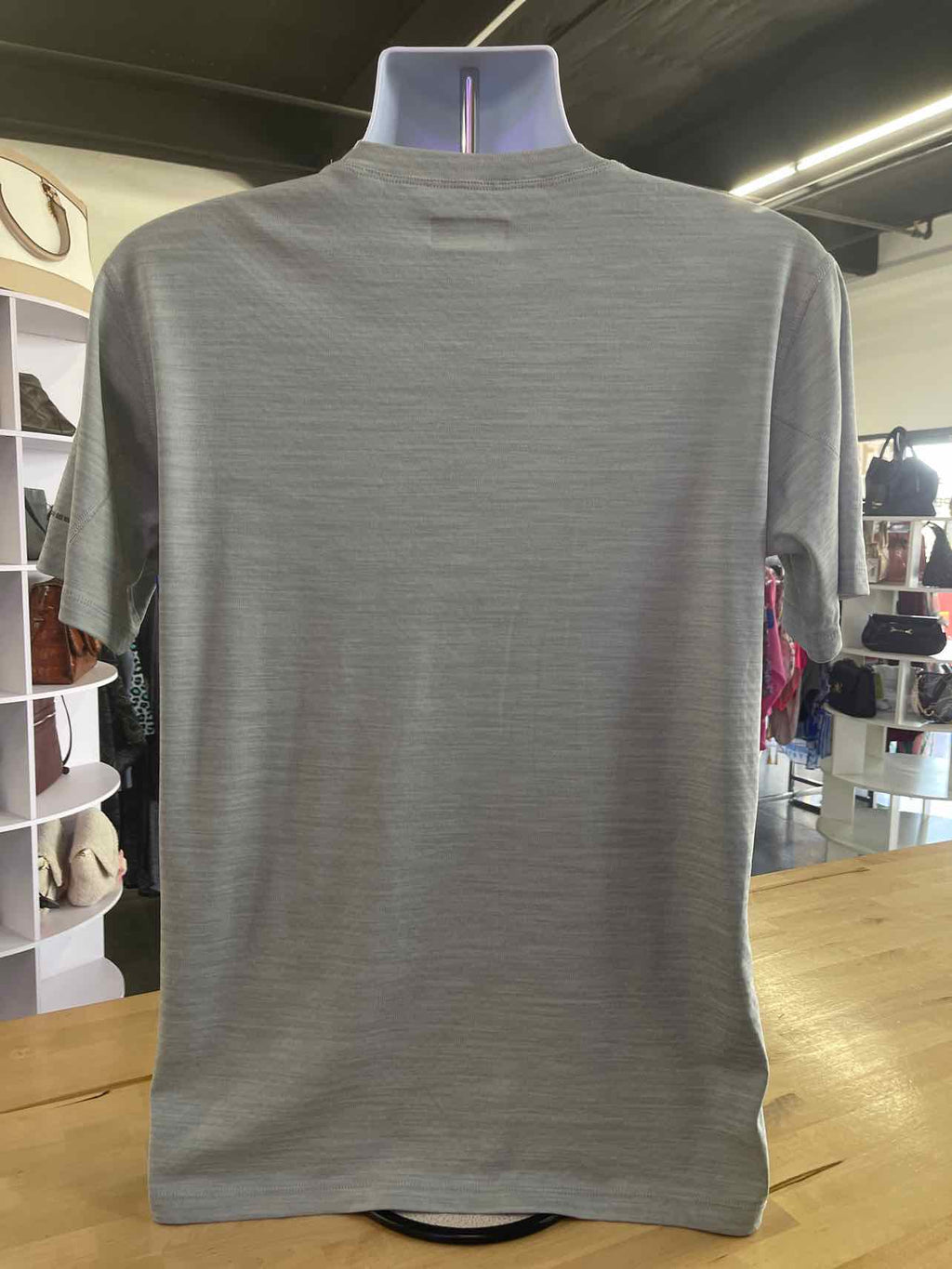 Columbia Size L Gray Preloved MENS T-shirt