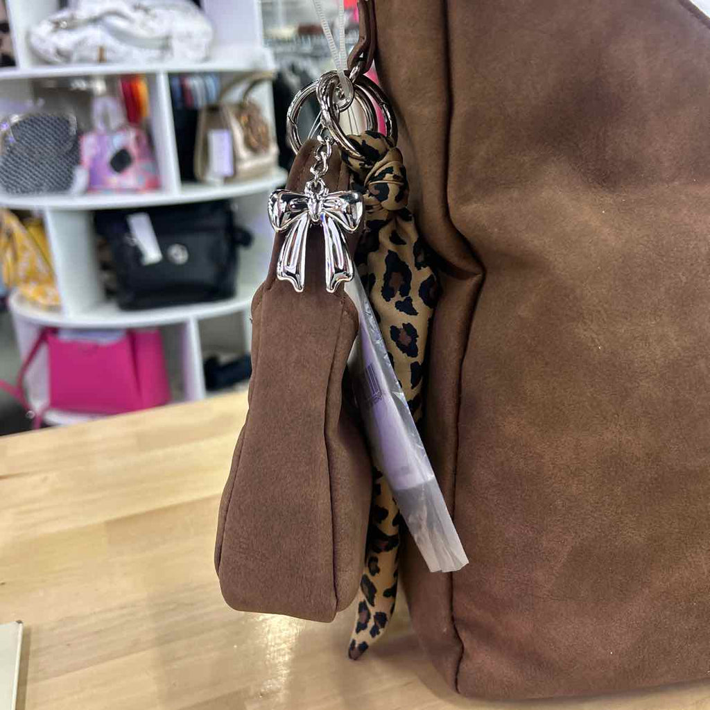 Madden Girl Madden Girl Medium Leather Hob Brown Nubuck Small