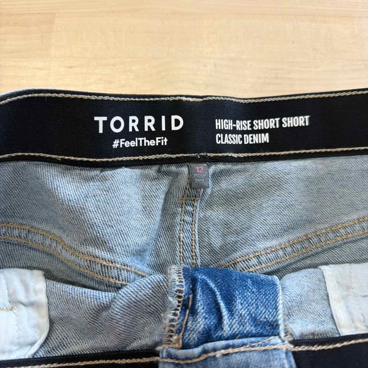 Torrid Size 12 Blue Denim Used Shorts