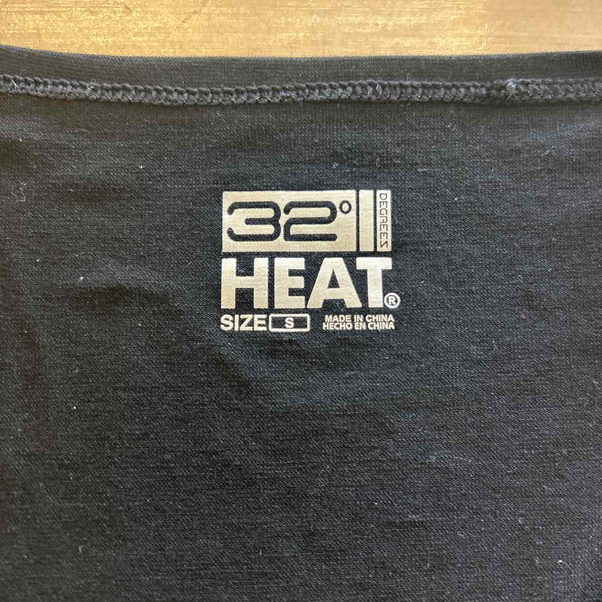 32 degrees Size S Black Longsleeve
