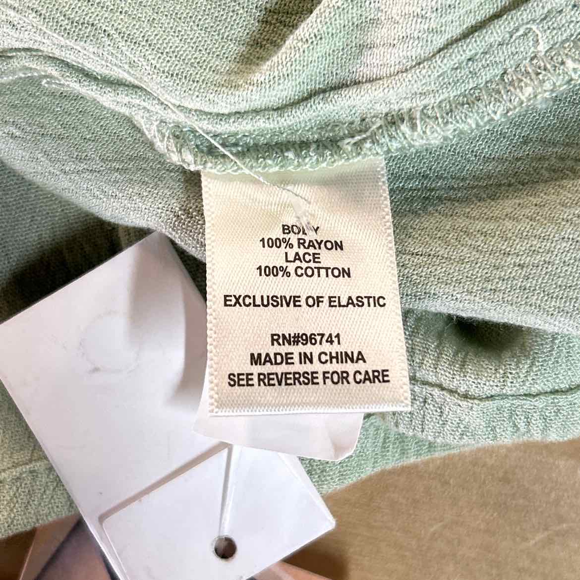Self E Size L Green Preloved Blouse LS