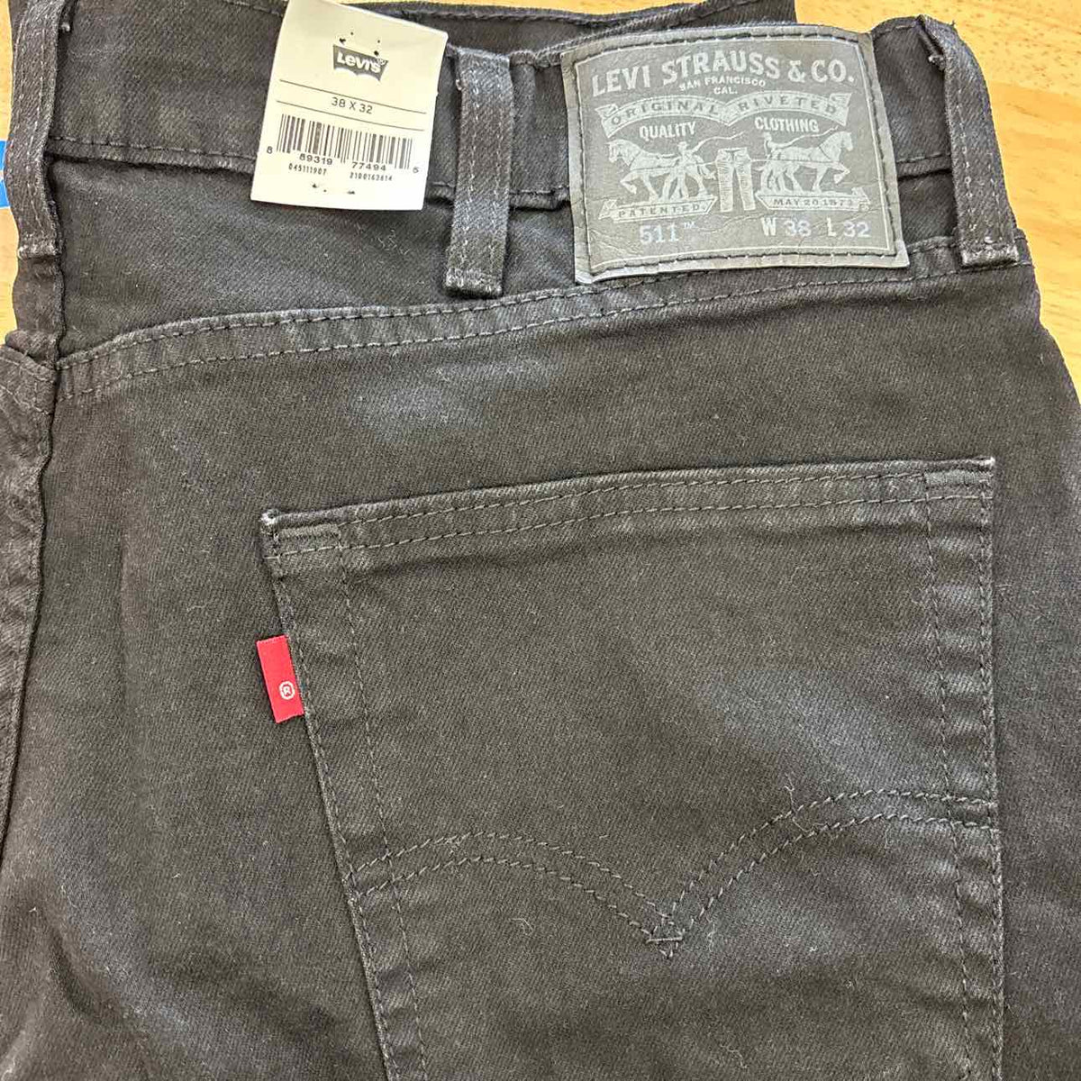Levi's Size 38x32 Slim Jeans - Men's