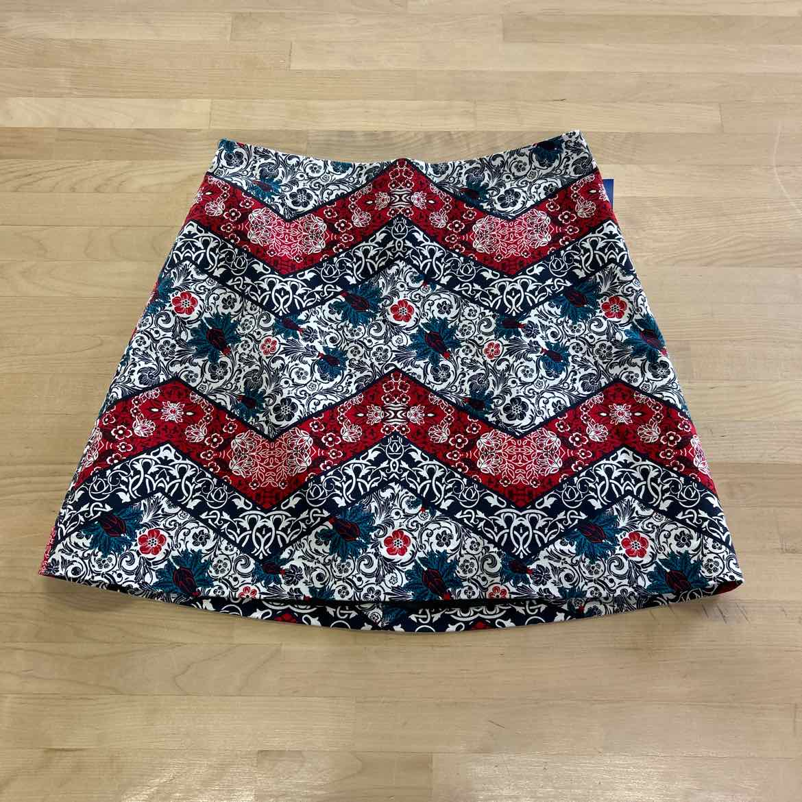 Express Size 6 Red White Blue Preloved Skirt