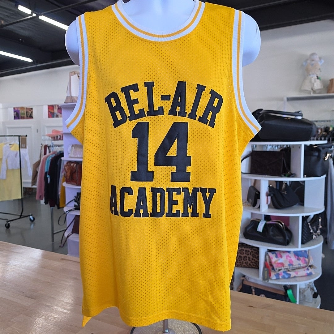 Size M Yellow Jersey