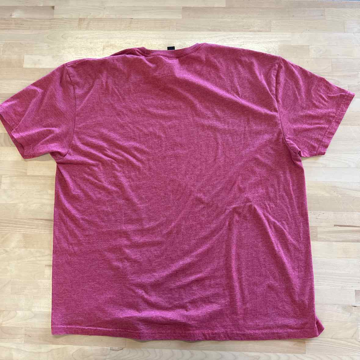 Gildan Size 2XL Red MENS T-shirt