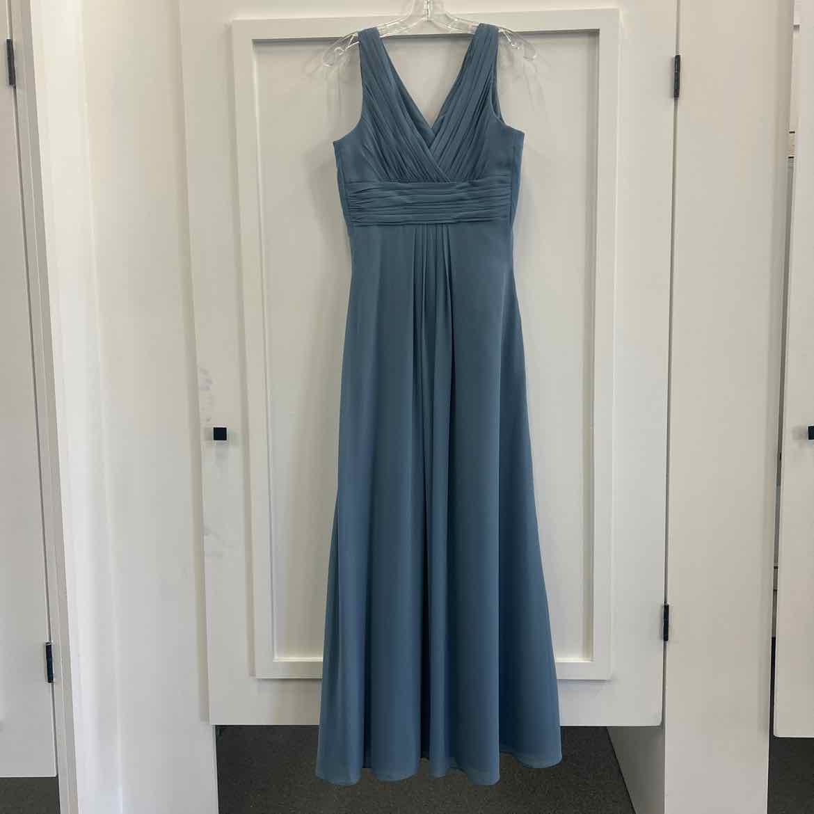 Bill Levkoff Size 6 Blue Preloved Dress