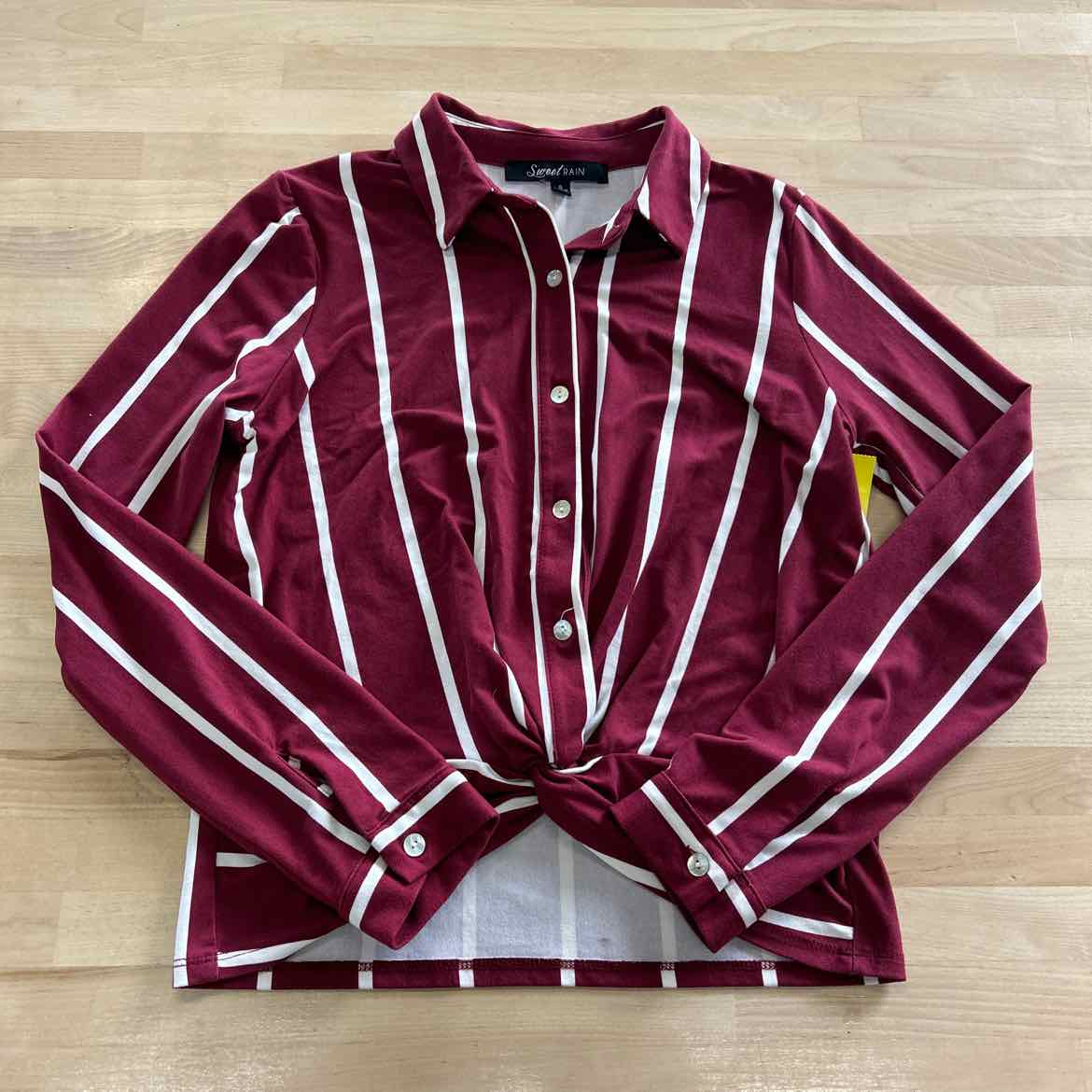 Sweet Rain Size S Burgundy Button Down Shirt