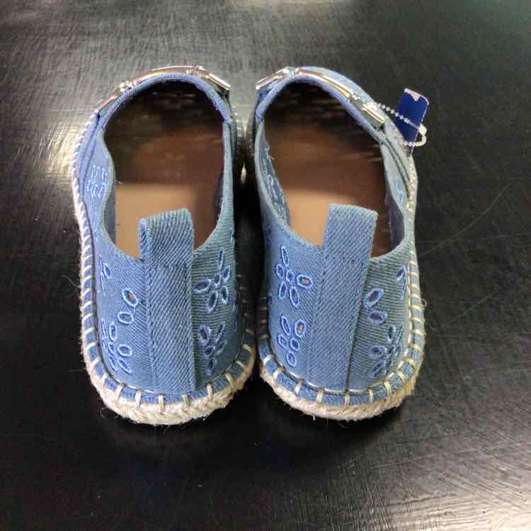 BCBG Shoe Size 8.5 Blue Loafers