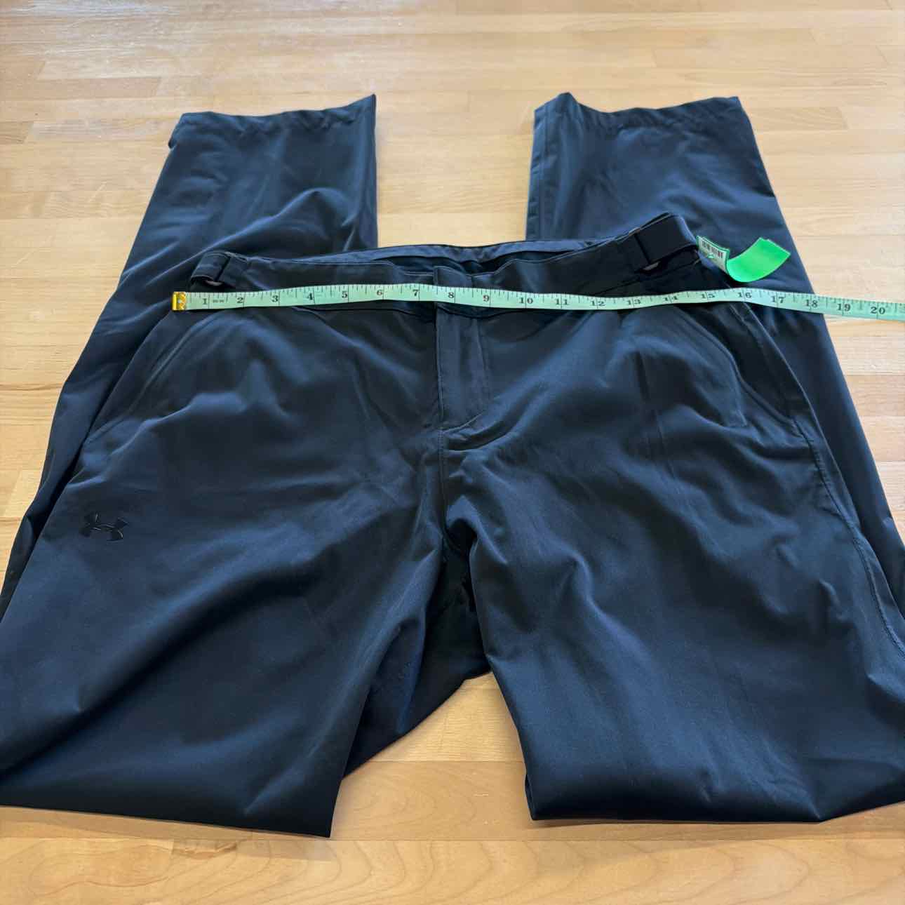 Under Armour Size XS Black Preloved Athletic Pants