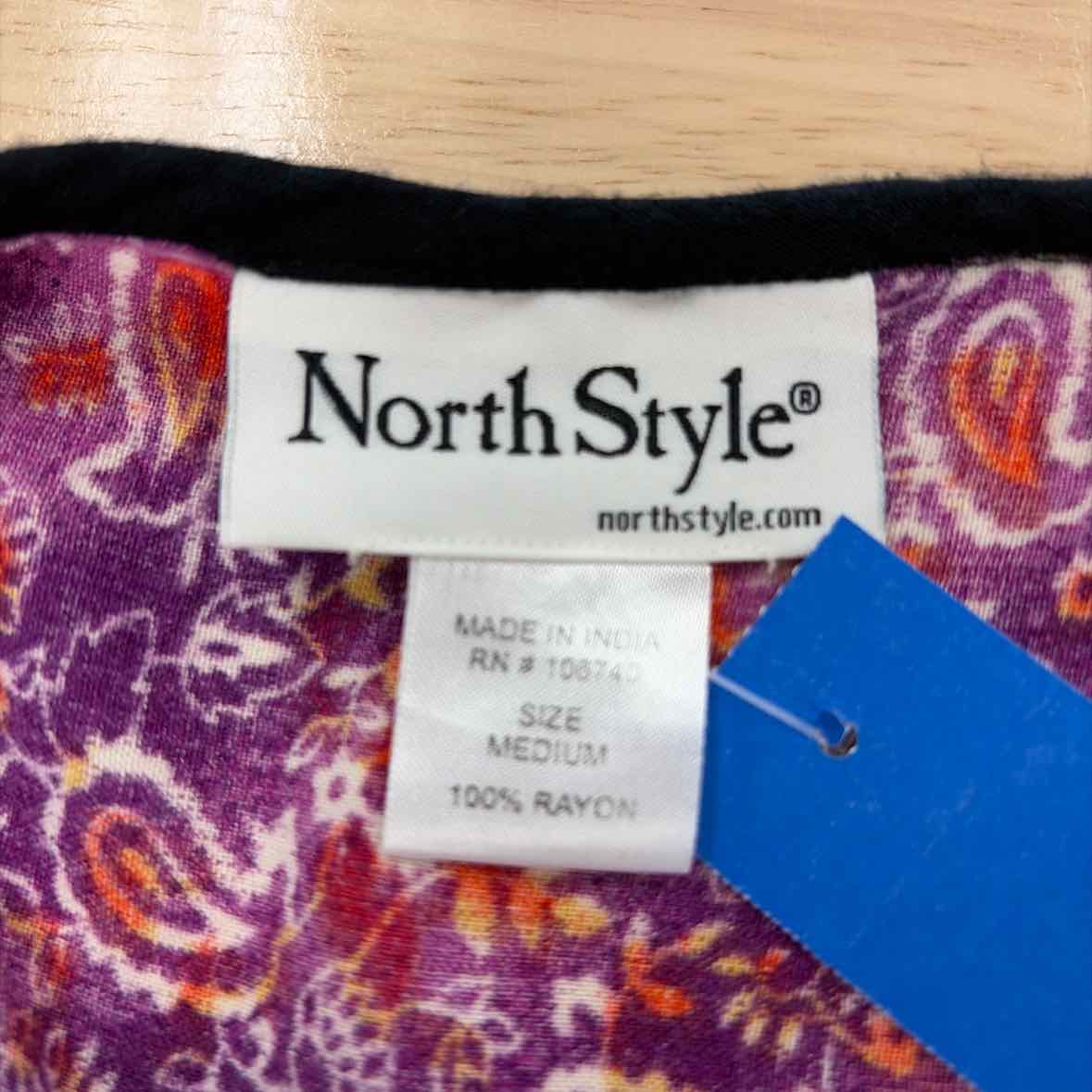 North Style Size M Multi Color Preloved Knit Top
