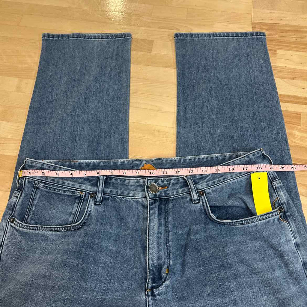 Tommy Bahama Size 38x30 Light Blue MENS Jeans