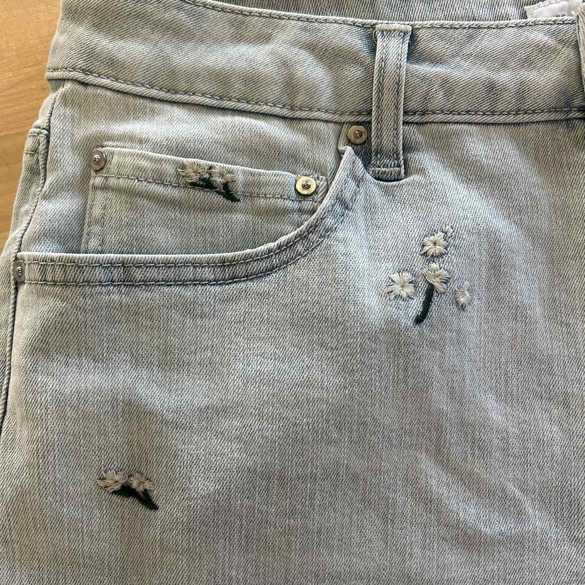 Indigo Rein Juniors' Embroidered Floral Frayed-Hem Denim Shorts - Light Blue