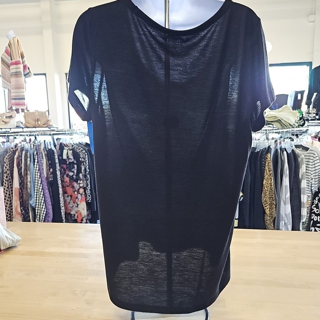 NBA Size L Black T-shirt