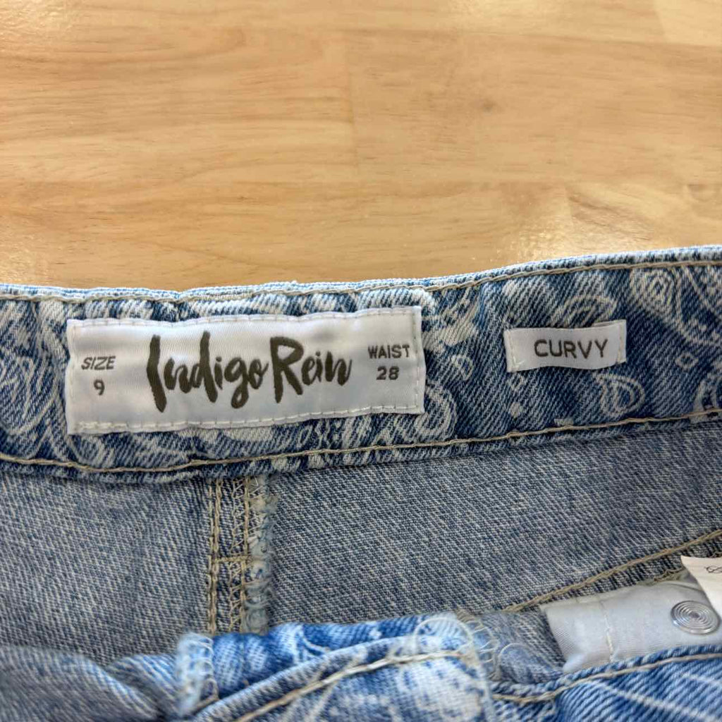 Indigo Rain Women Size 9 Blue New Shorts