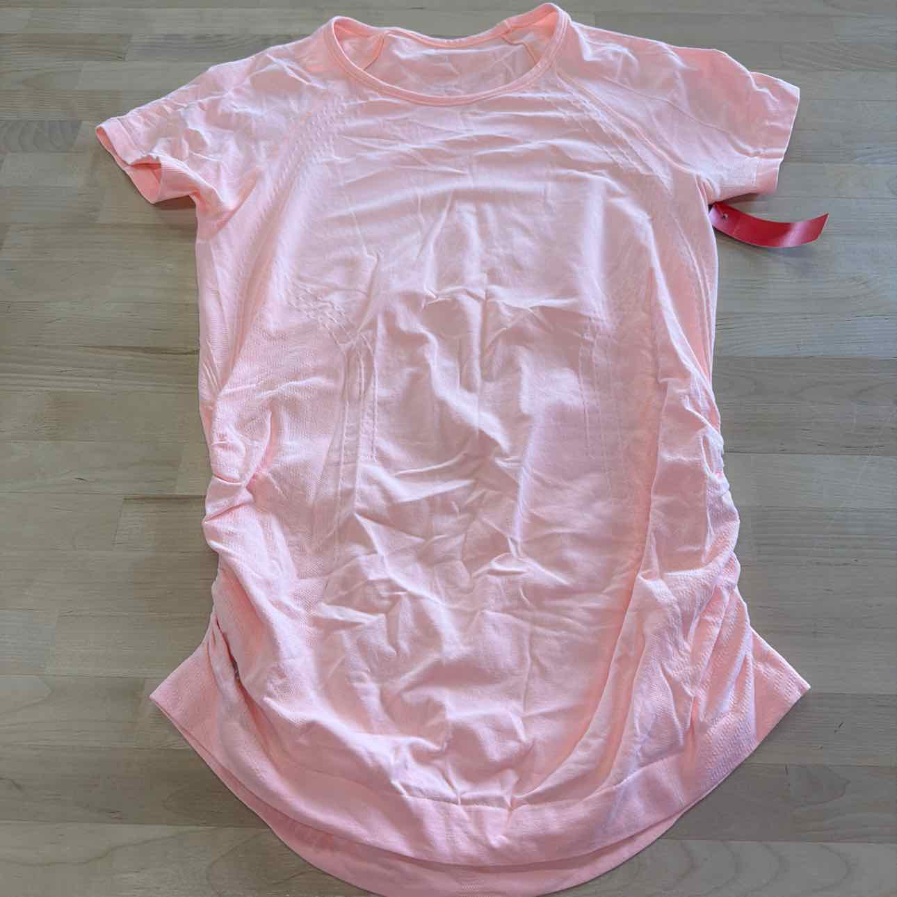 Athleta Size M Peach Used Shirt