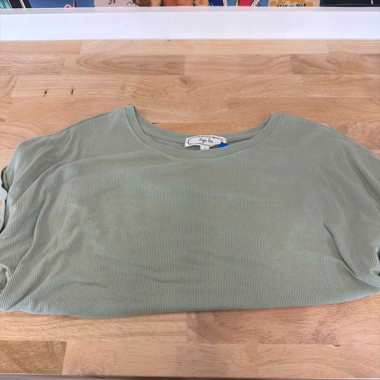 hippie rose Size L Cuffed Short-Sleeve Tee - Desert Sage