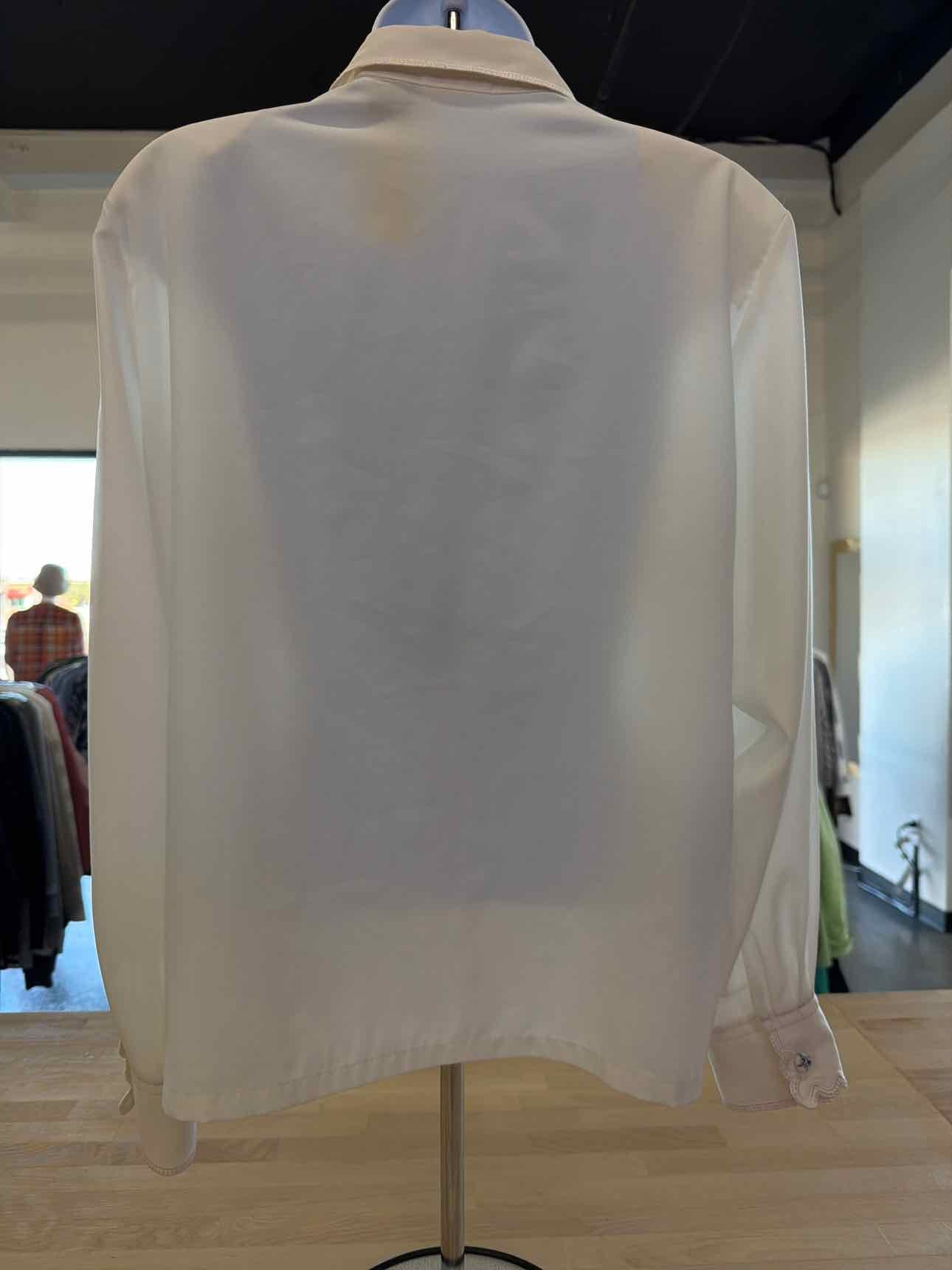 Koret Size 8 White Button Down Shirt