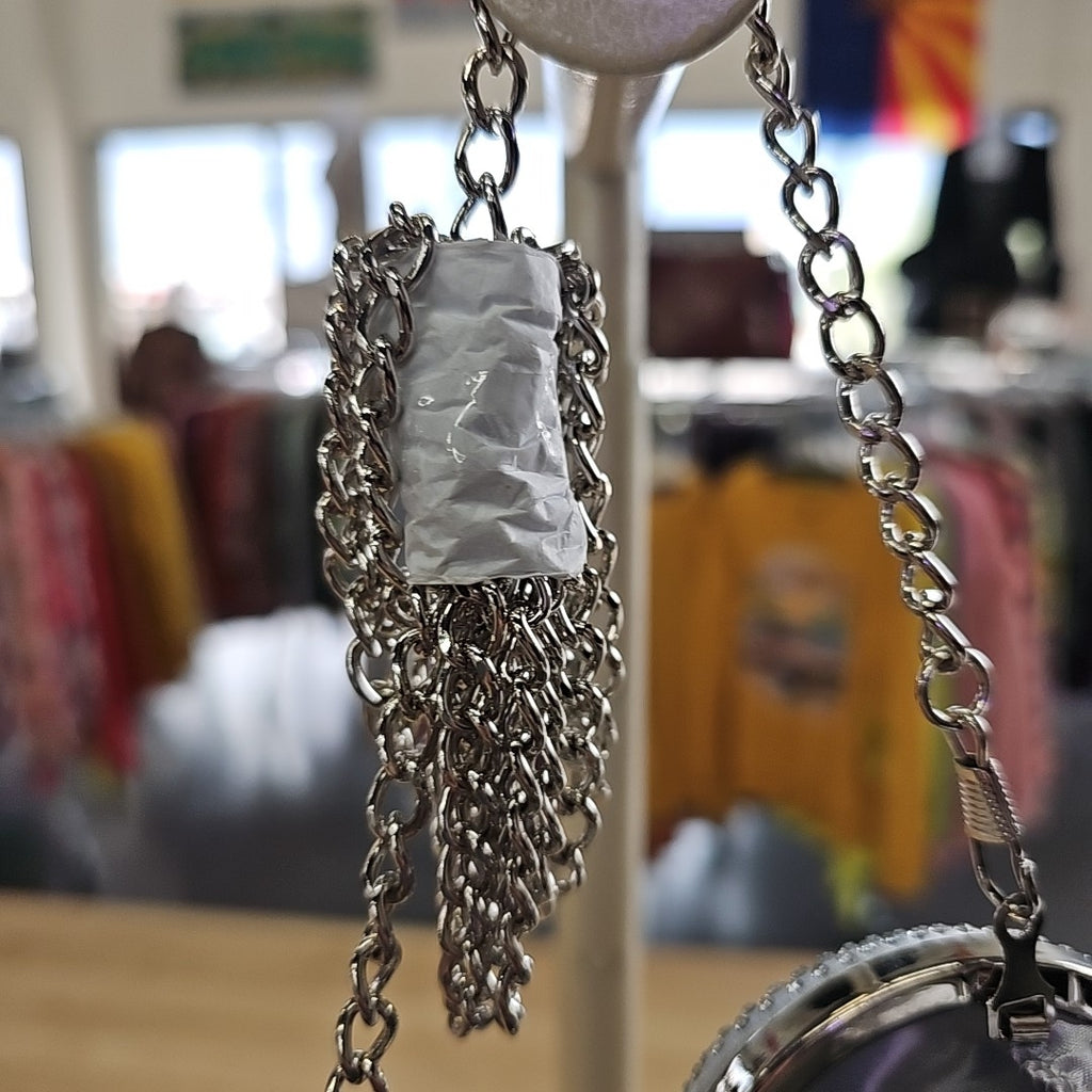 Nina Amorie Crystal Embellished Heart Minaudiere Clutch - Silver