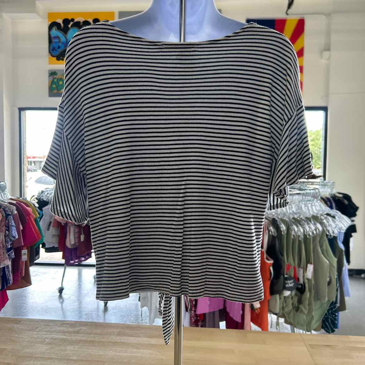 Chance or Fate Size M White & Black Preloved Blouse SS