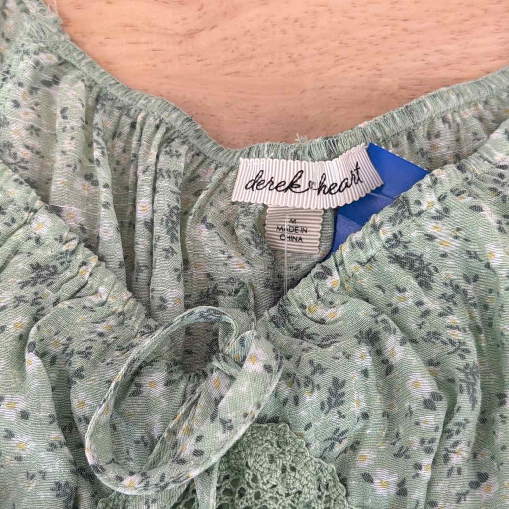 Derek Heart Size M Green New Blouse SS