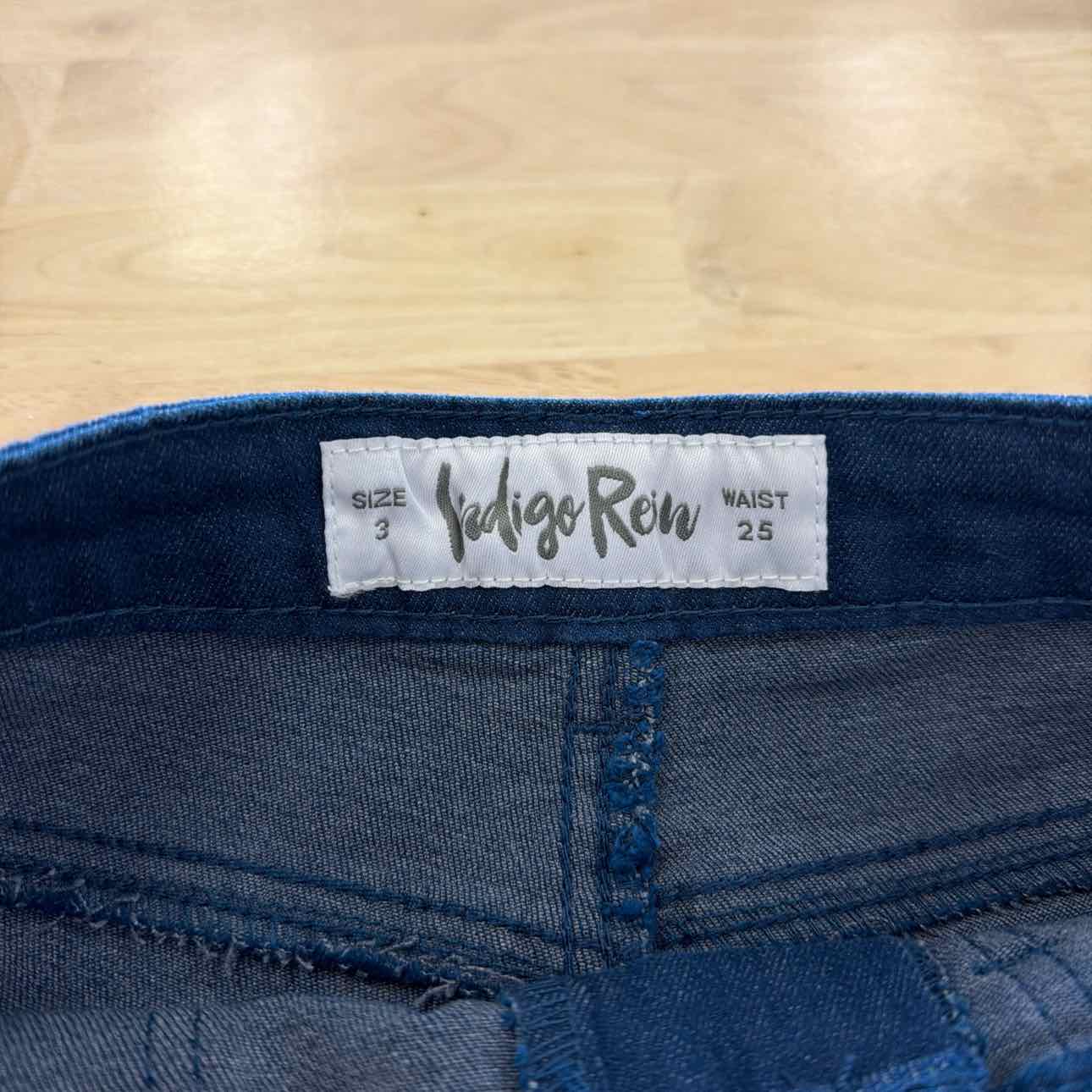 Indigo Rain Women Size 3 Blue New Shorts