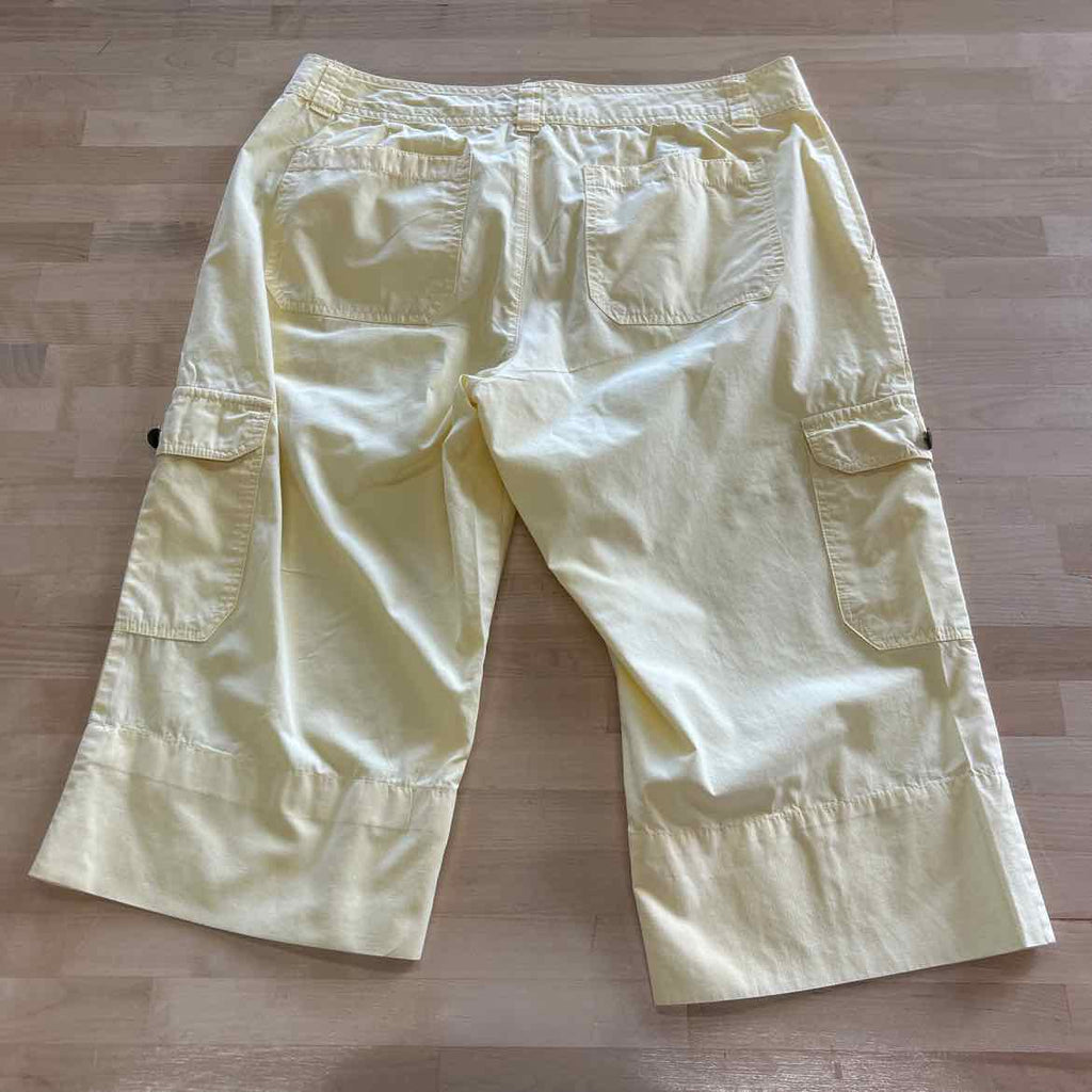 Chaps Size 10 Yellow Preloved Capris