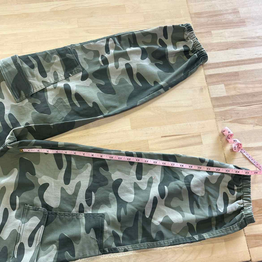 Vanilla Star Juniors' Camouflage Cargo Jogger Pants - Camo