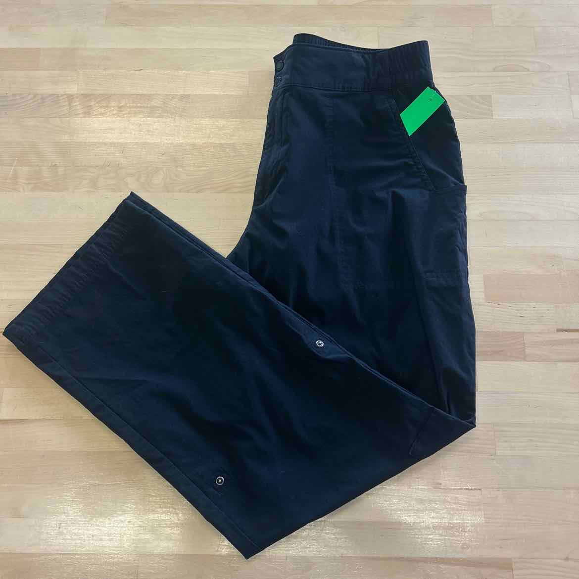 Columbia Size 18 Black Preloved Athletic Pants
