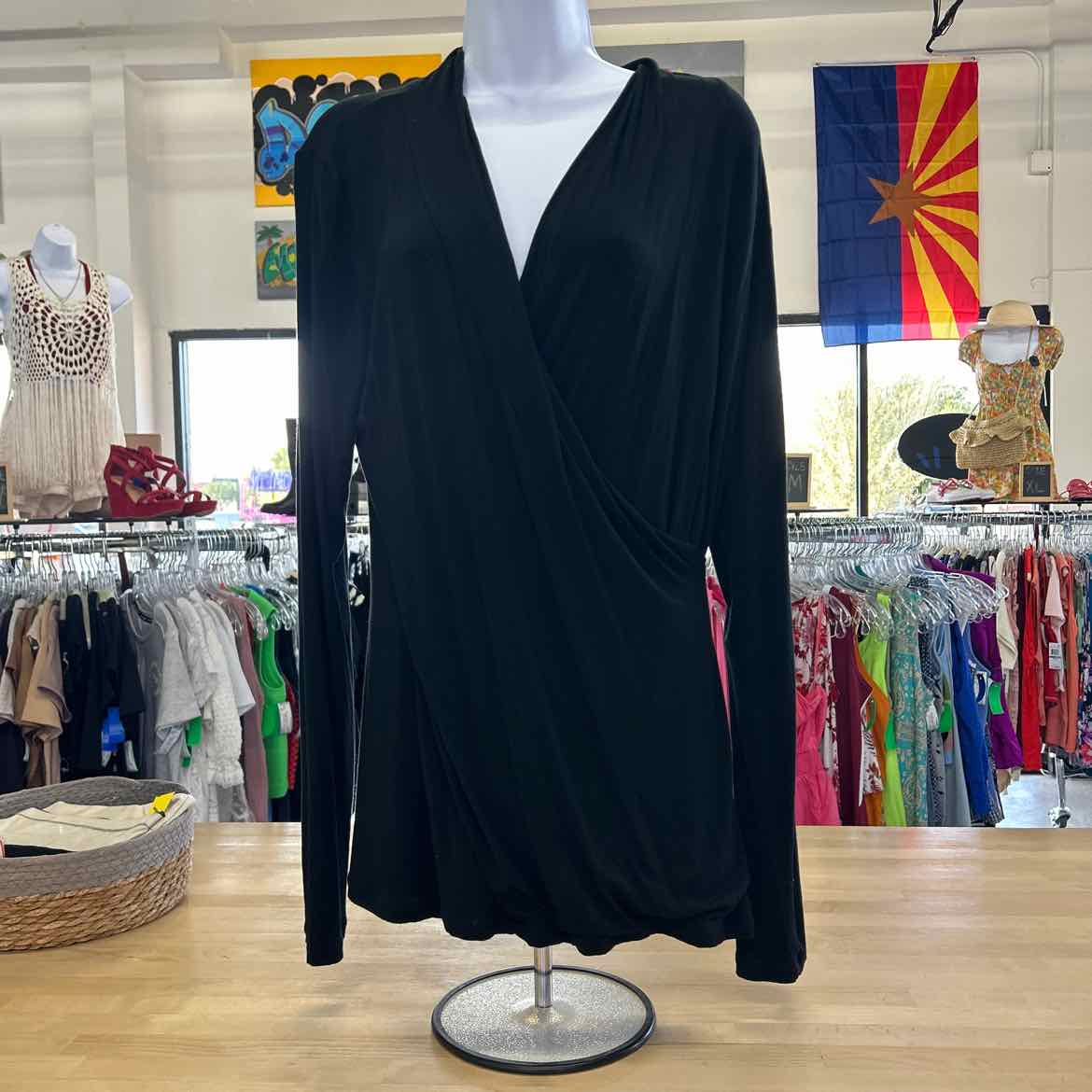 Cabi Size M Black Preloved Blouse LS