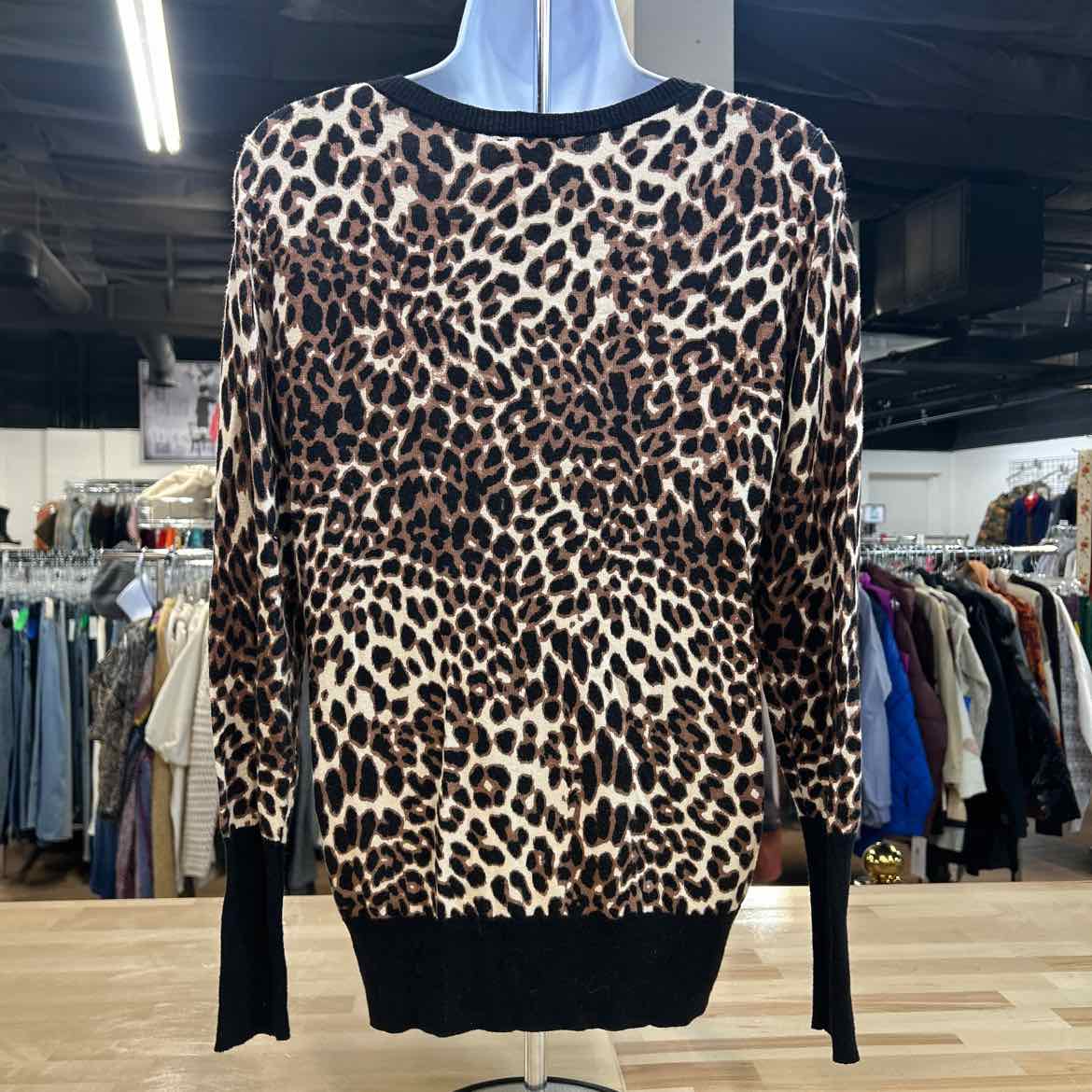 Worthington Size M Brown Preloved Longsleeve
