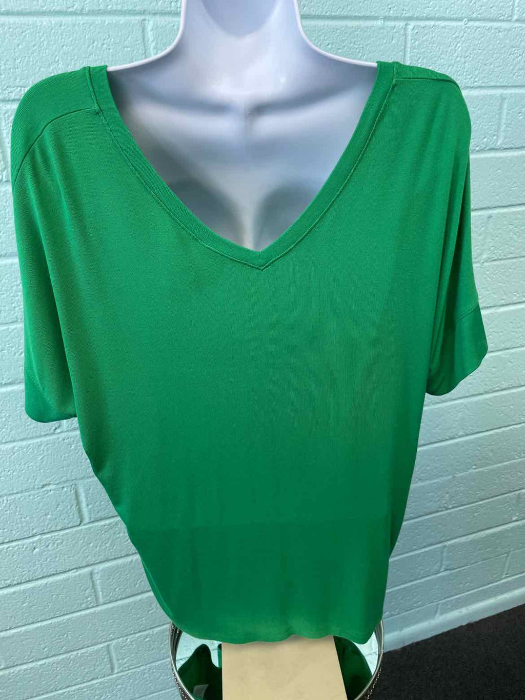 Cabi Size XS Green Shirt