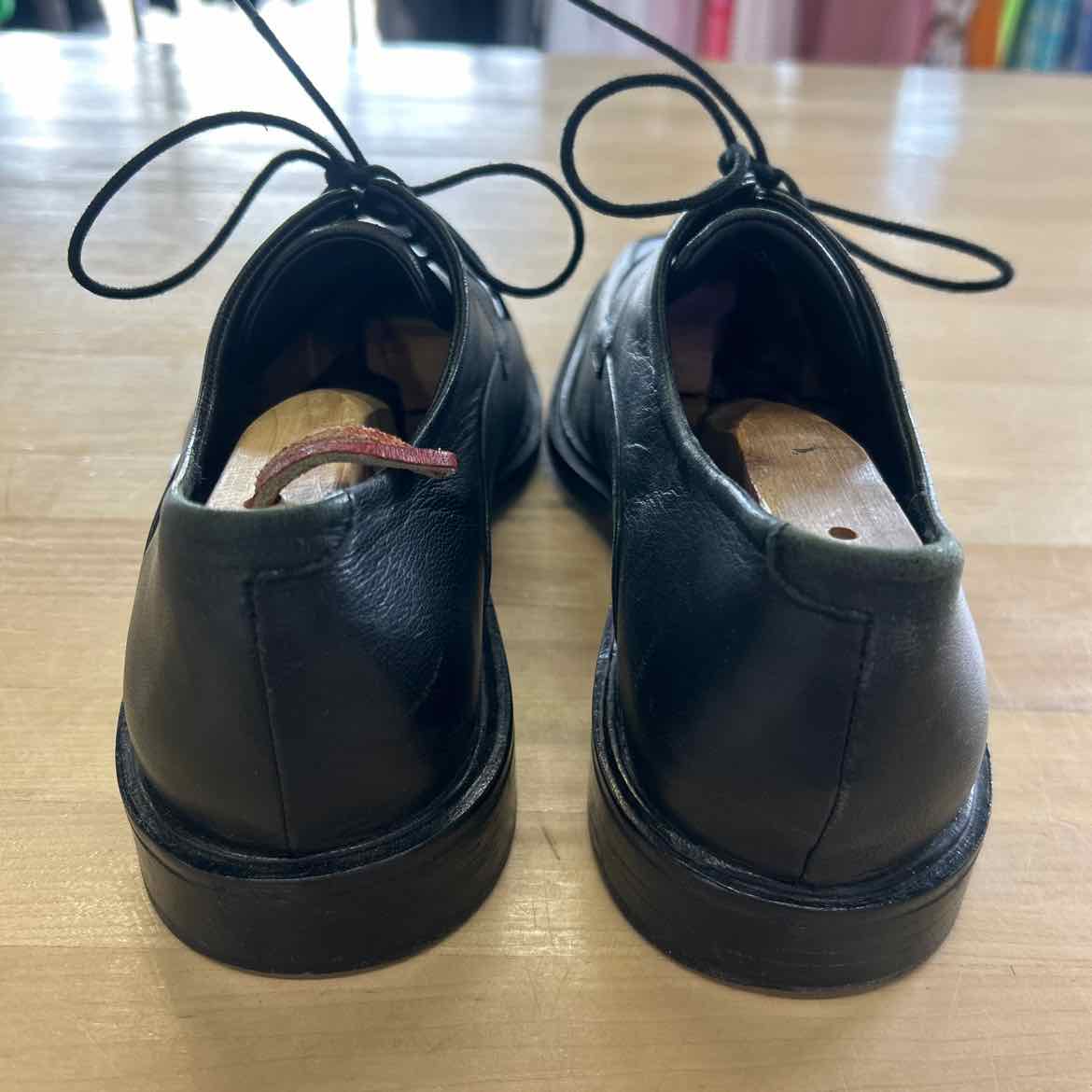 Cole Haan Size 9.5 Black Oxford