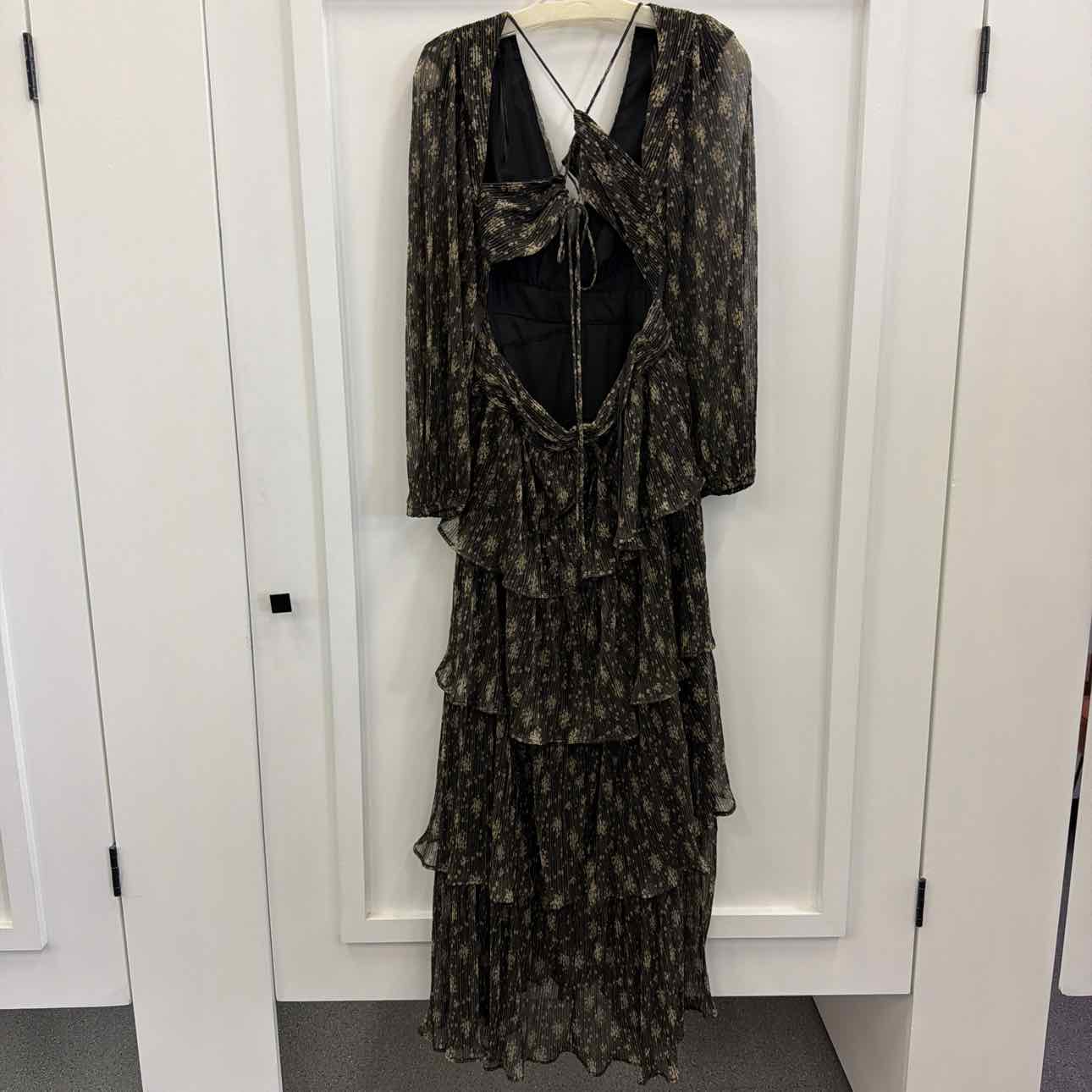 Astr the Label Women's Anora Long-Sleeve Ruffled Dress - Black Gold